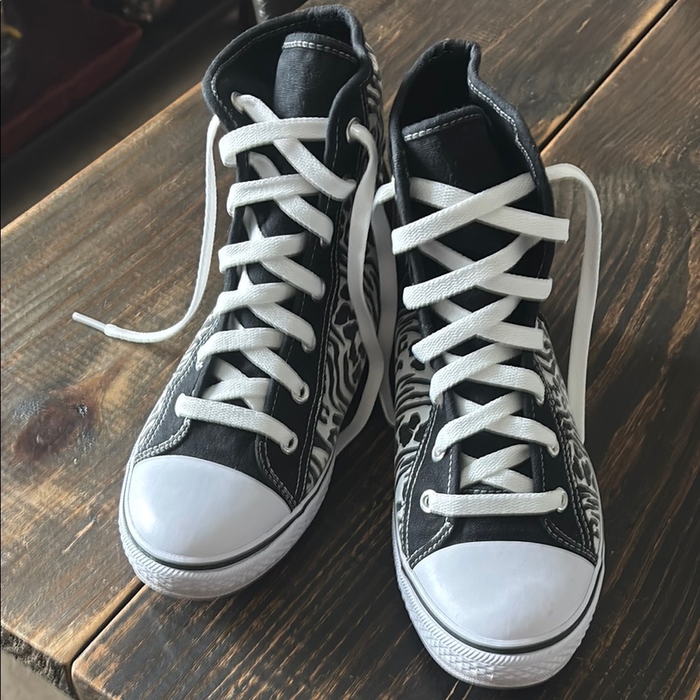 Black and White High-Top Sneakers with Rubber Toe Cap